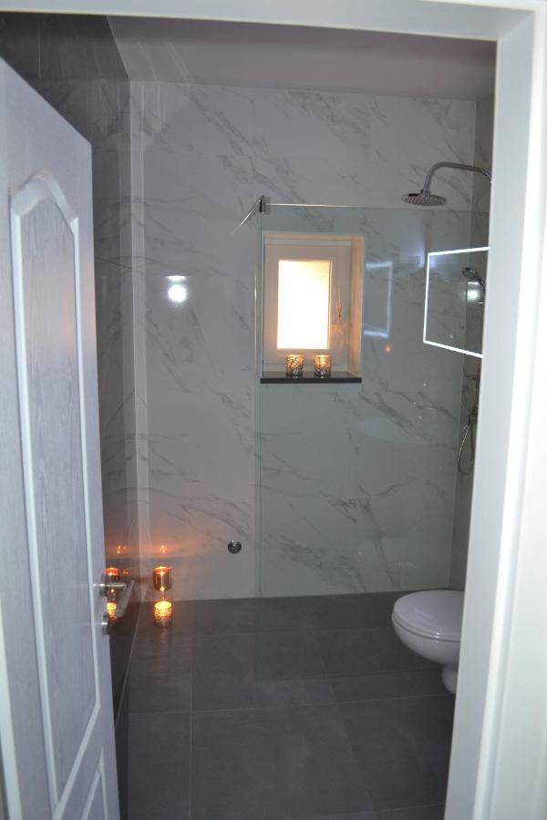 Apartments Rem Novalja Εξωτερικό φωτογραφία
