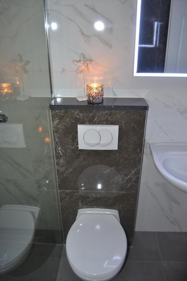 Apartments Rem Novalja Εξωτερικό φωτογραφία
