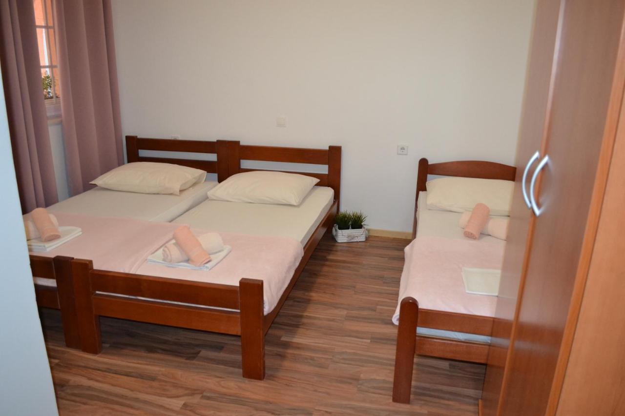 Apartments Rem Novalja Εξωτερικό φωτογραφία