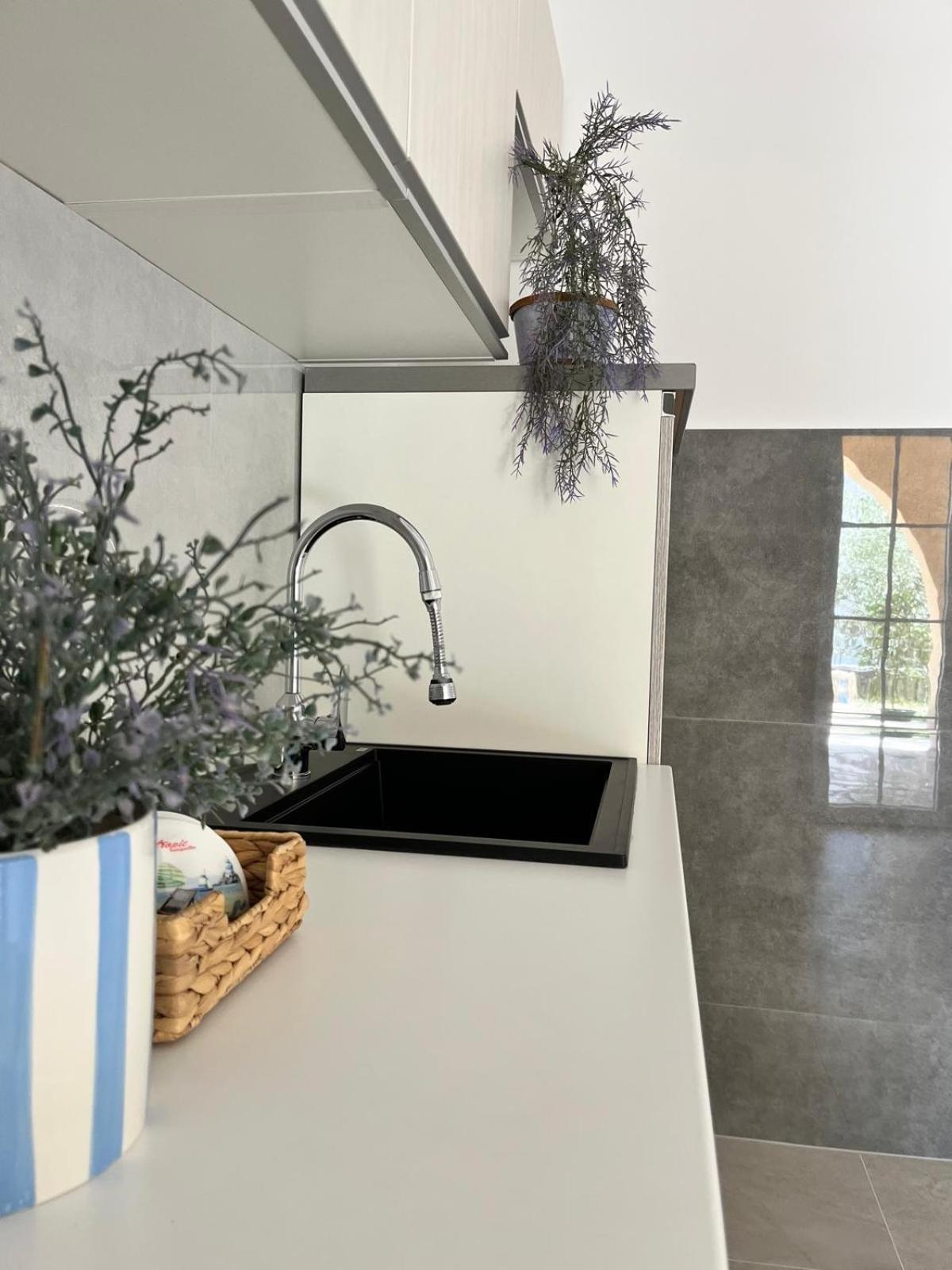Apartments Rem Novalja Εξωτερικό φωτογραφία
