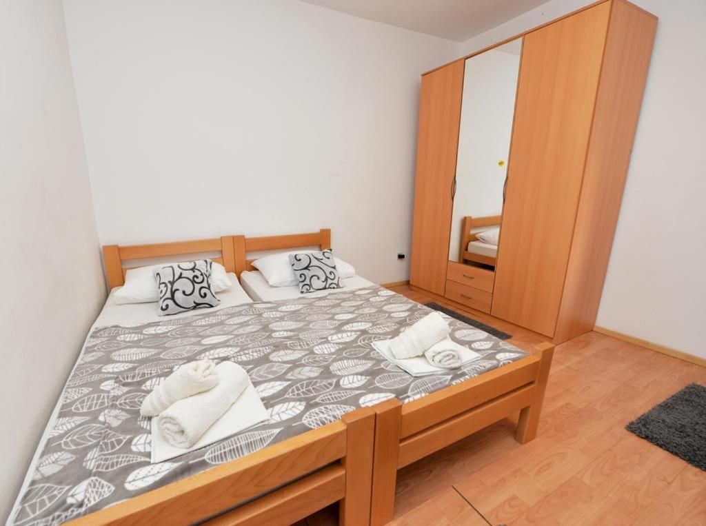 Apartments Rem Novalja Εξωτερικό φωτογραφία