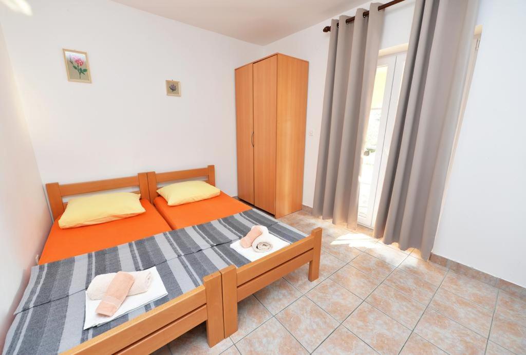 Apartments Rem Novalja Εξωτερικό φωτογραφία